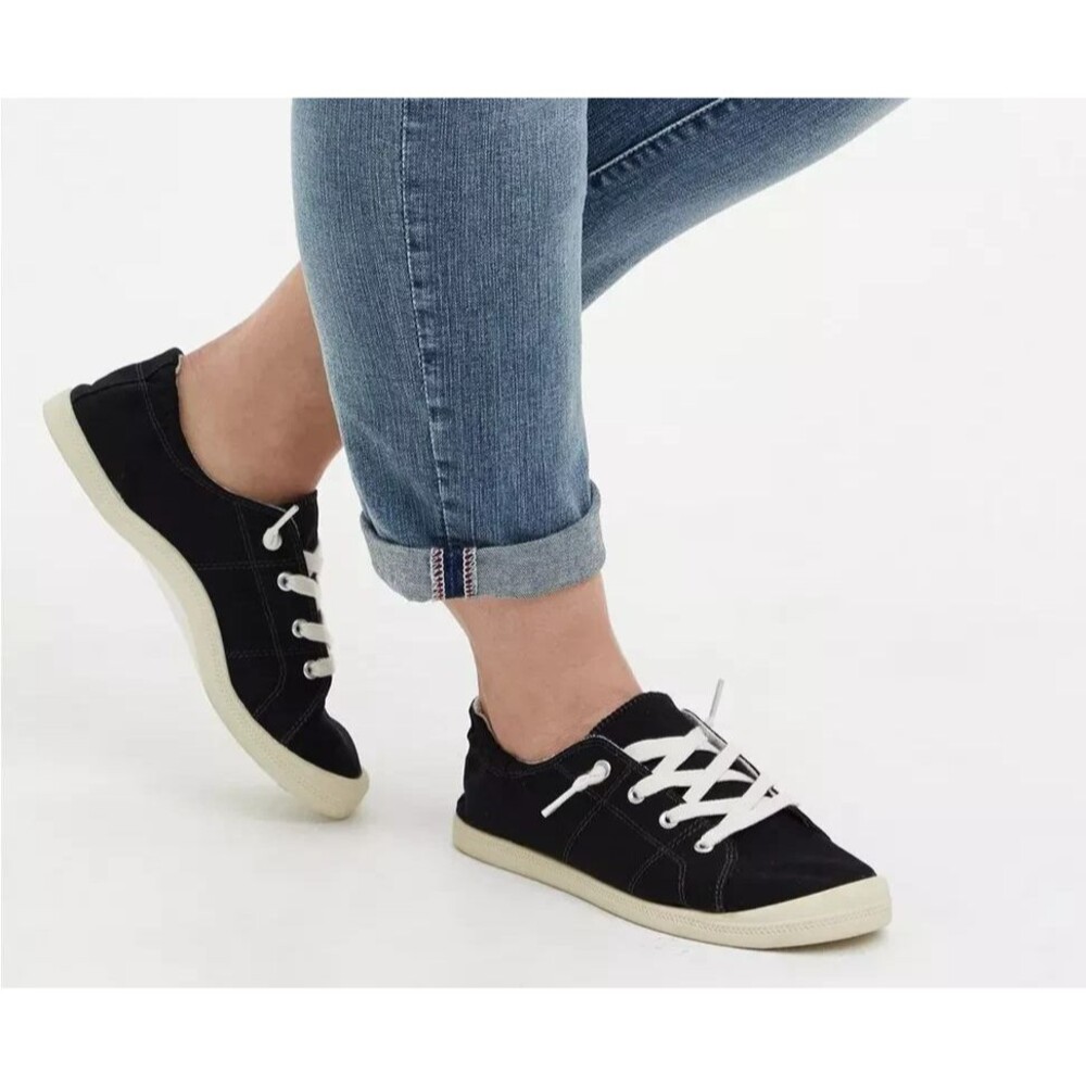 Torrid Riley 7.5 WW Ruched Sneaker Shoes Black Cotton Lace Up Elastic Back NWT